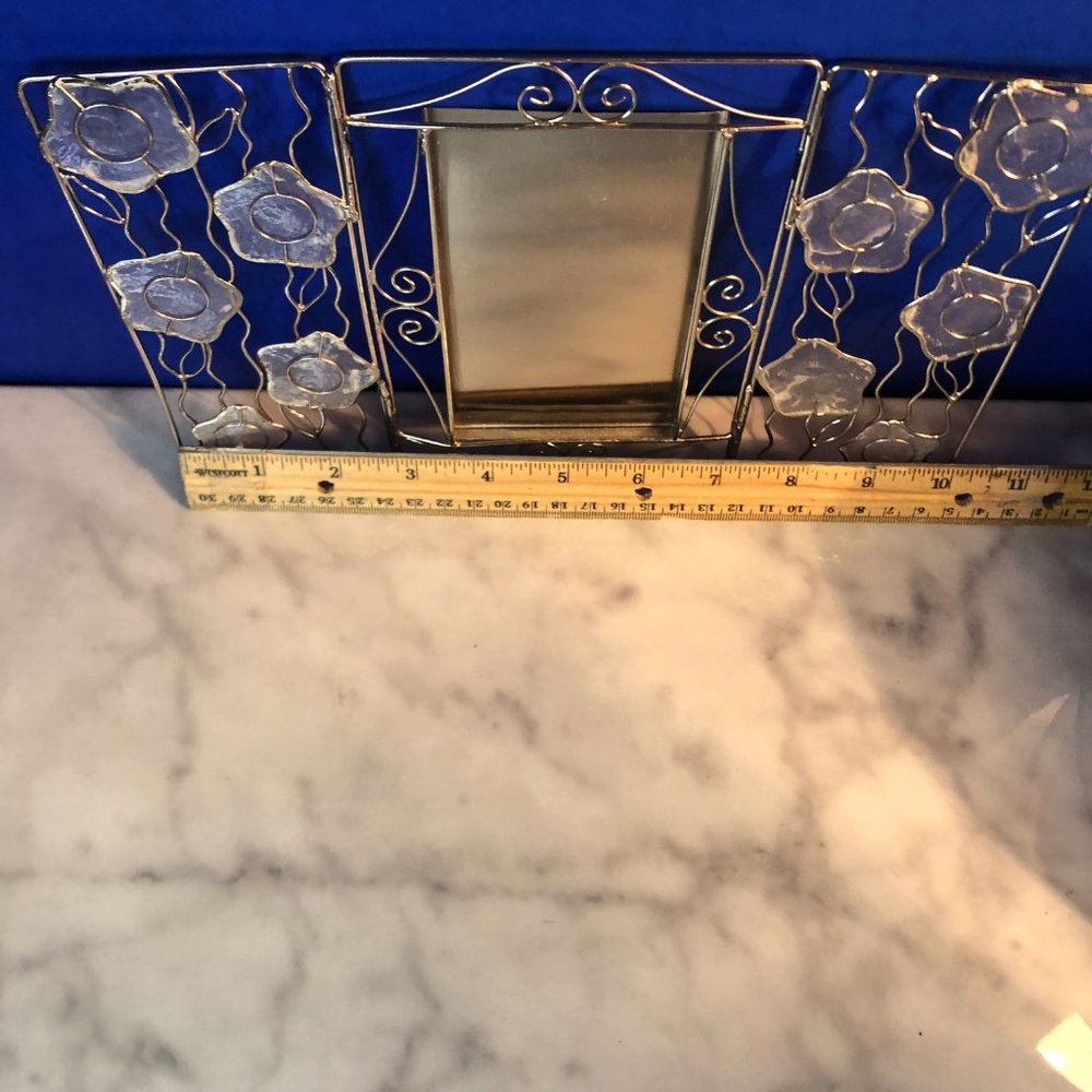 Frame Shell Picture Tabletop Frame Metal floral rectangular 3"x5" 3 hinged panel - Picture 5 of 5